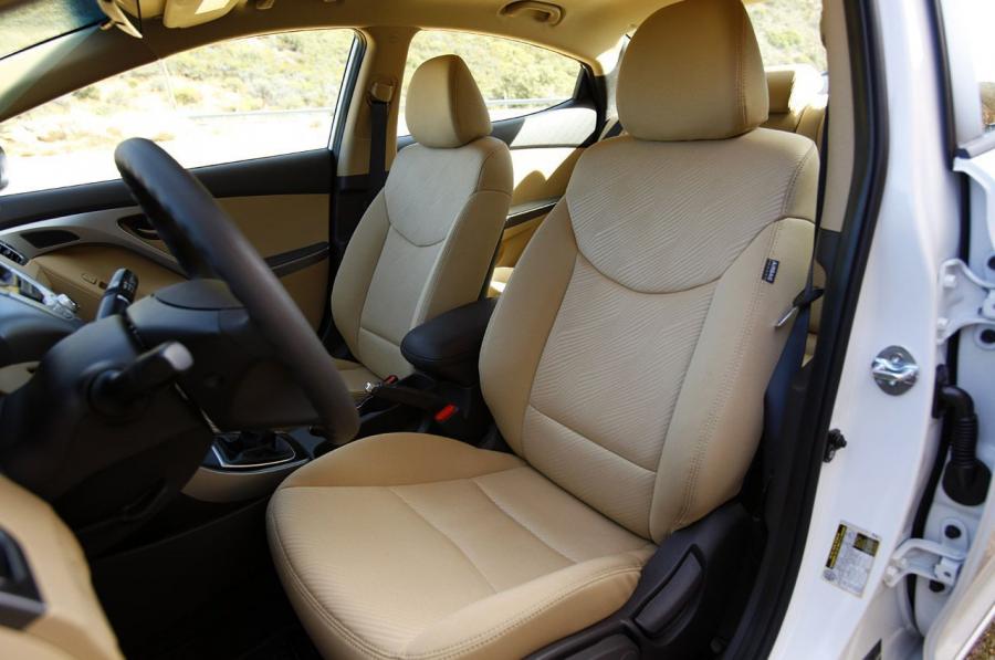  Hyundai Elantra 2011 года  (фото 45 из 144)